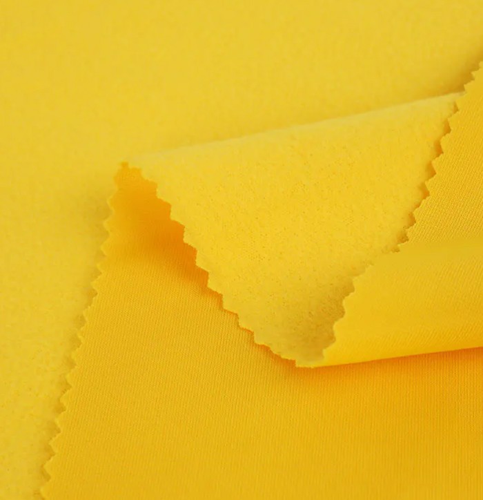 Superpoly gebreide tricot geborstelde stof: de zachte aanraking van een revolutionaire textieltechnologie