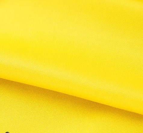 Gouden fluwelen stof: de favoriete stof voor luxe mode en hoogwaardige woninginrichting